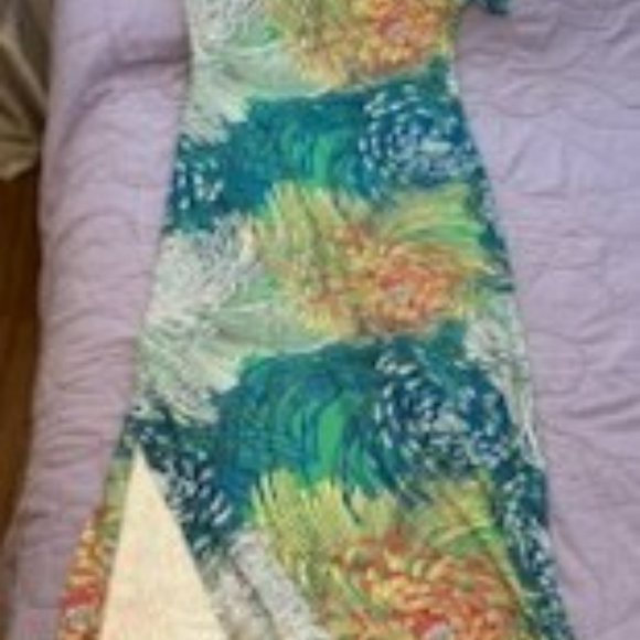 Colorful Chrysanthemum Patterned Soft Jersey Slit Maxi T-Shirt dress - Picture 3 of 7